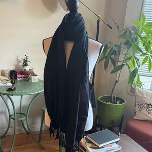 Elegant Black Scarf